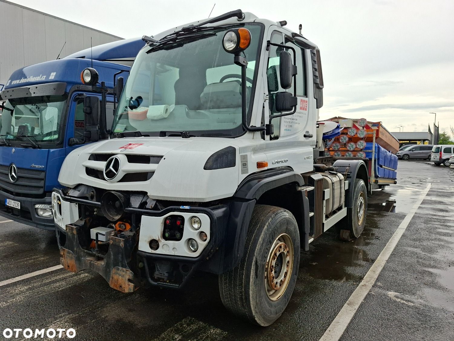 MIKANN Unimog U527 4X4 - 1