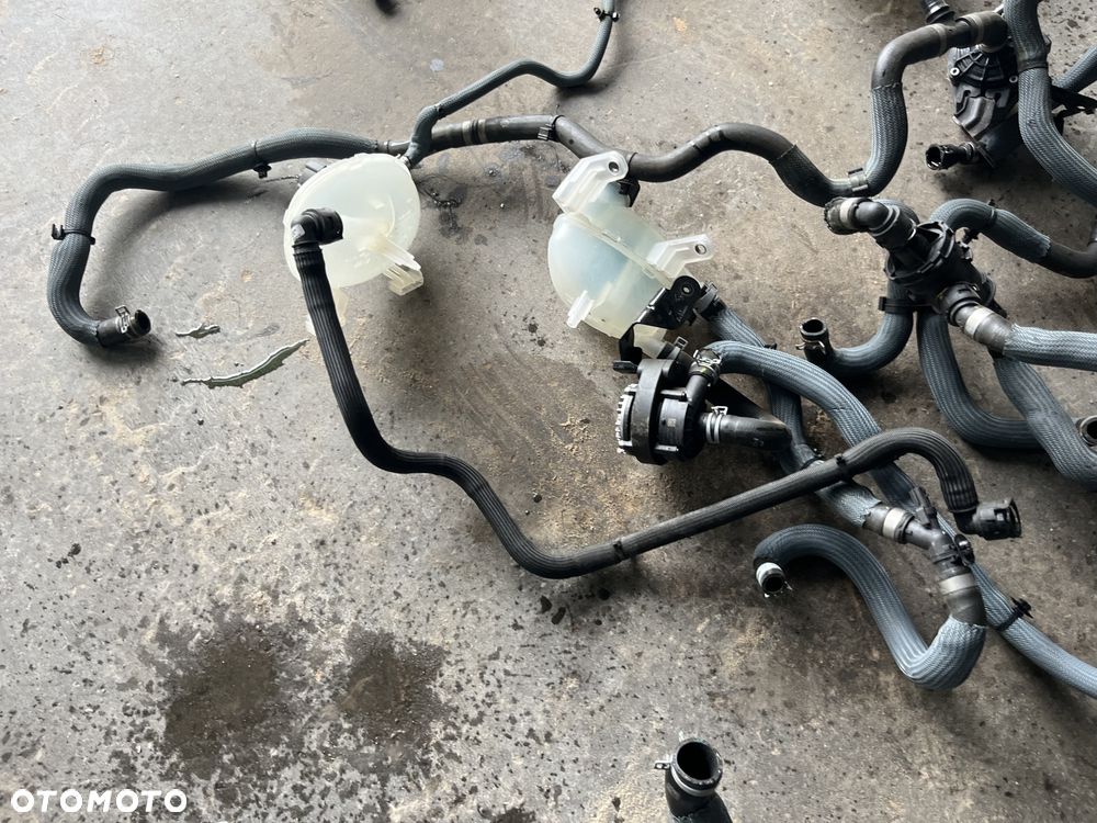 Węże wody przewody Renault Austral 1.2 E-TECH - 3