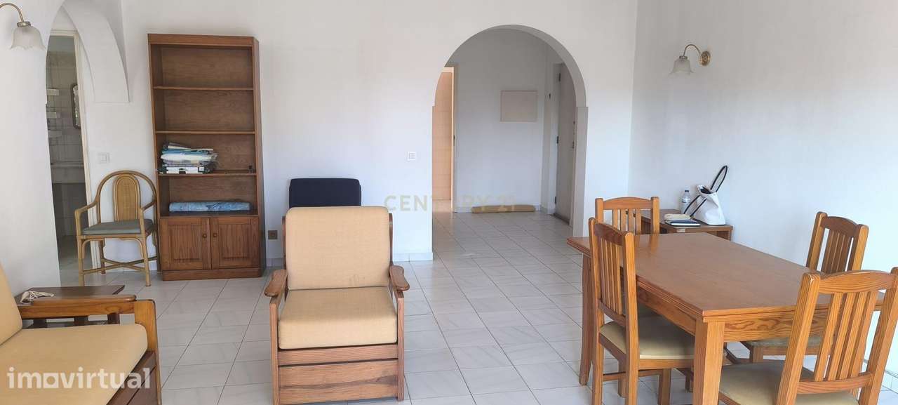 Apartamento T1 em Portimão com Piscina e Estacionamento - Grande imagem: 2/23