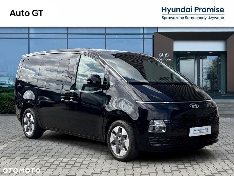 Hyundai Staria 1.6 T-GDI HEV Smart VIP - 23