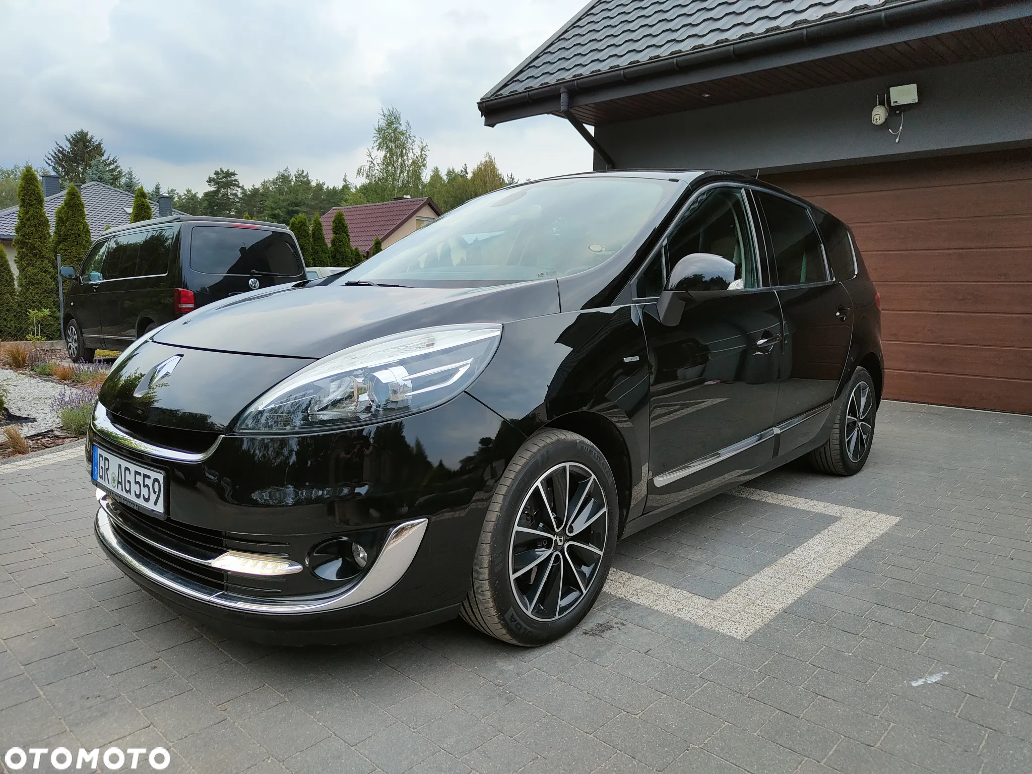 Renault Grand Scenic dCi 110 EDC Bose Edition - 32