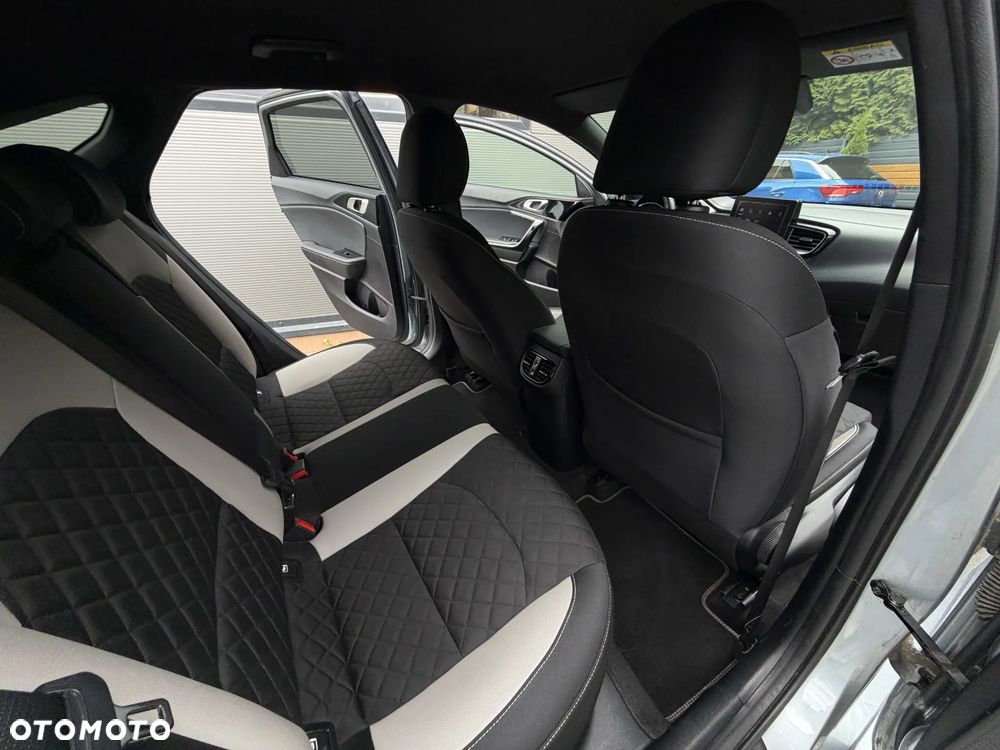 Kia ProCeed 1.4 T-GDI GT Line DCT - 20