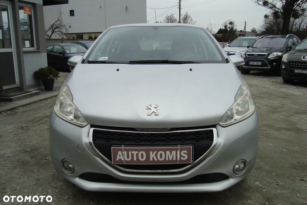 Peugeot 208 - 2
