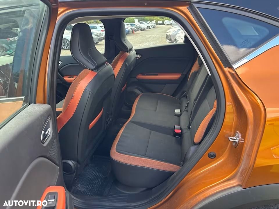 Renault Captur TCe 150 EDC GPF INTENS - 11