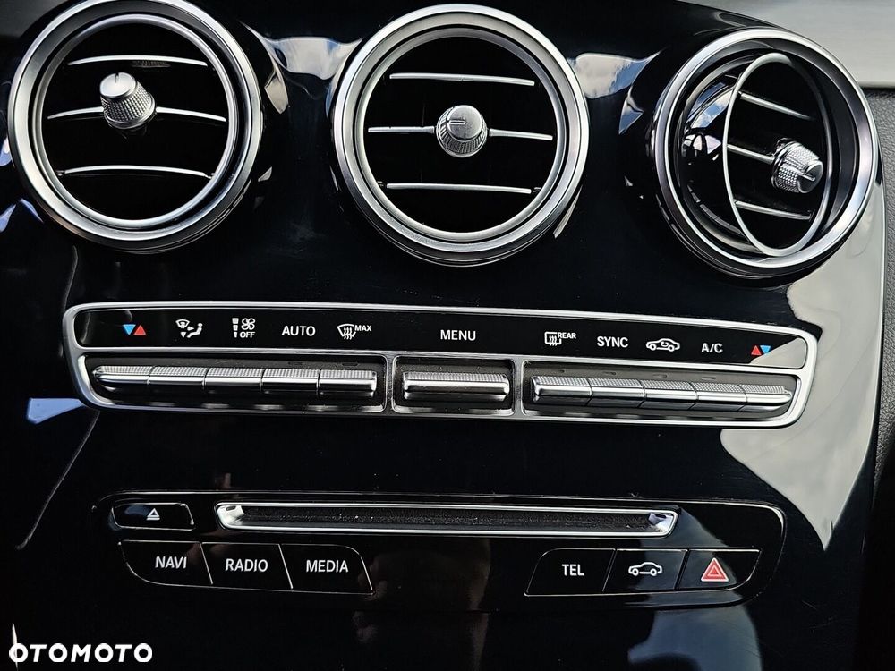 Mercedes-Benz GLC 250 4-Matic - 26