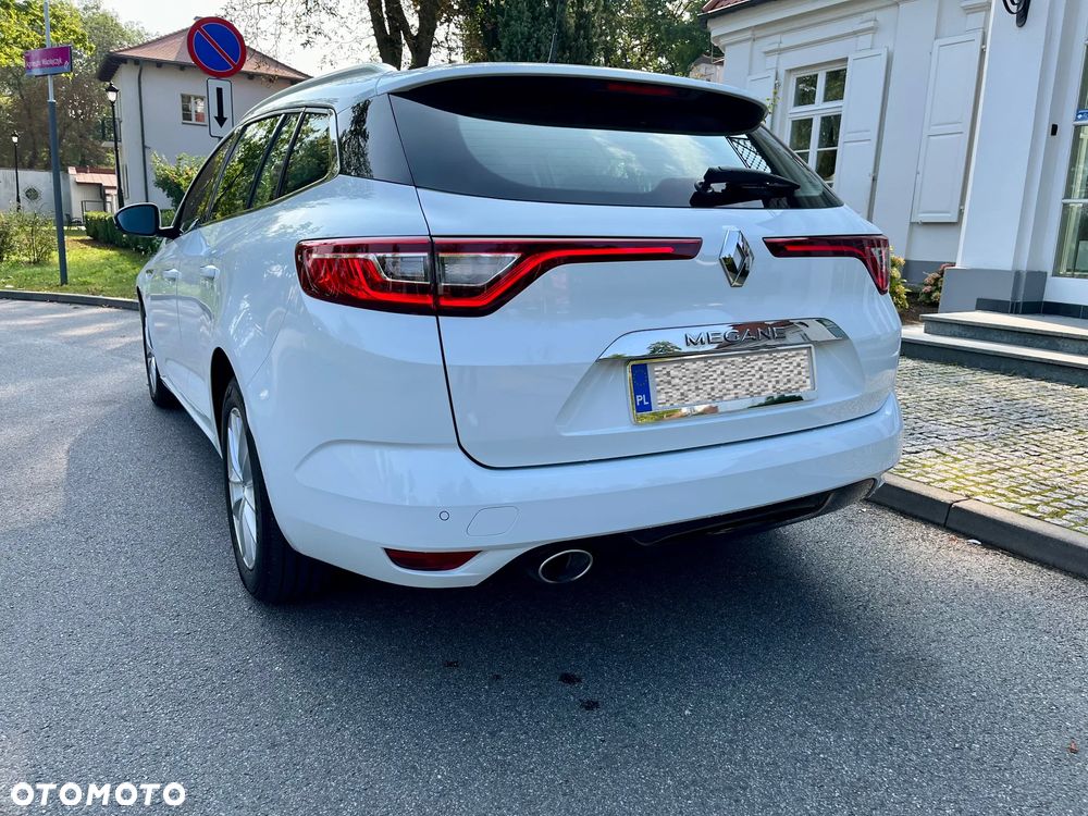 Renault Megane 1.5 Blue dCi Intens - 6