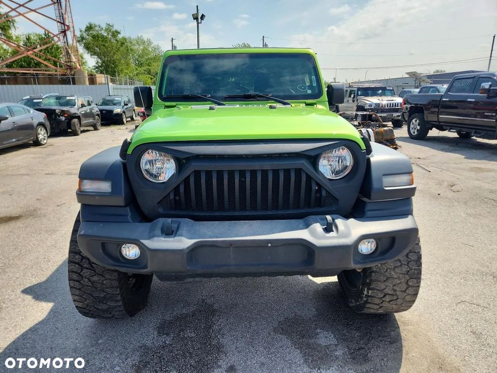 Jeep Wrangler - 5