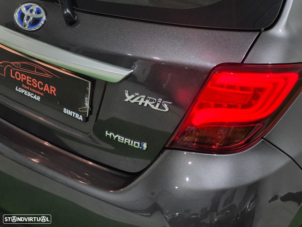Toyota Yaris 1.5 HSD Comfort+P.Techno - 8