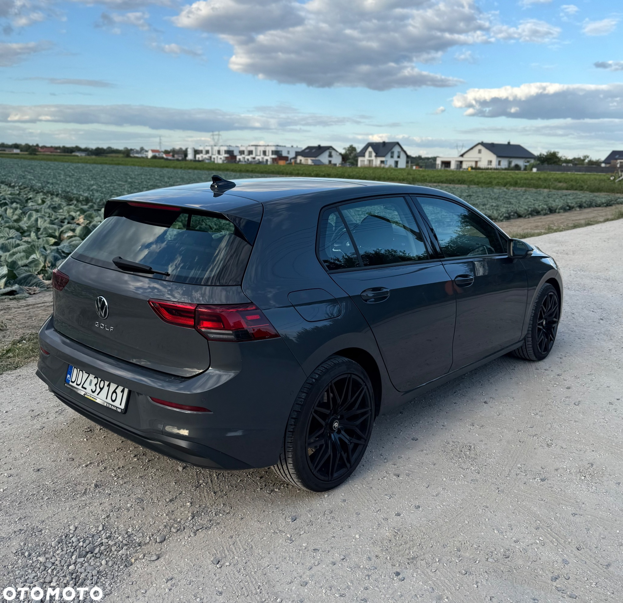 Volkswagen Golf 2.0 TDI SCR DSG Life - 9