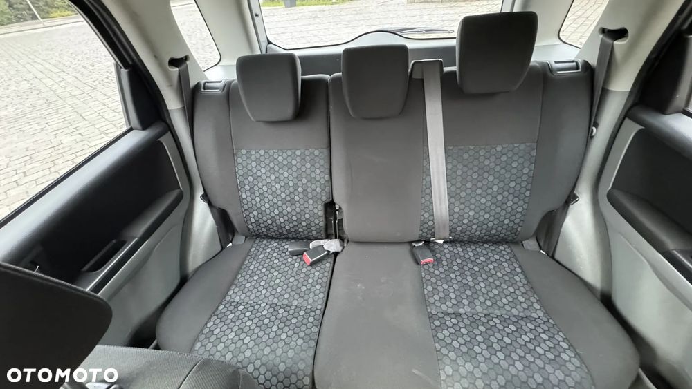 Suzuki SX4 1.6 Comfort Plus - 20