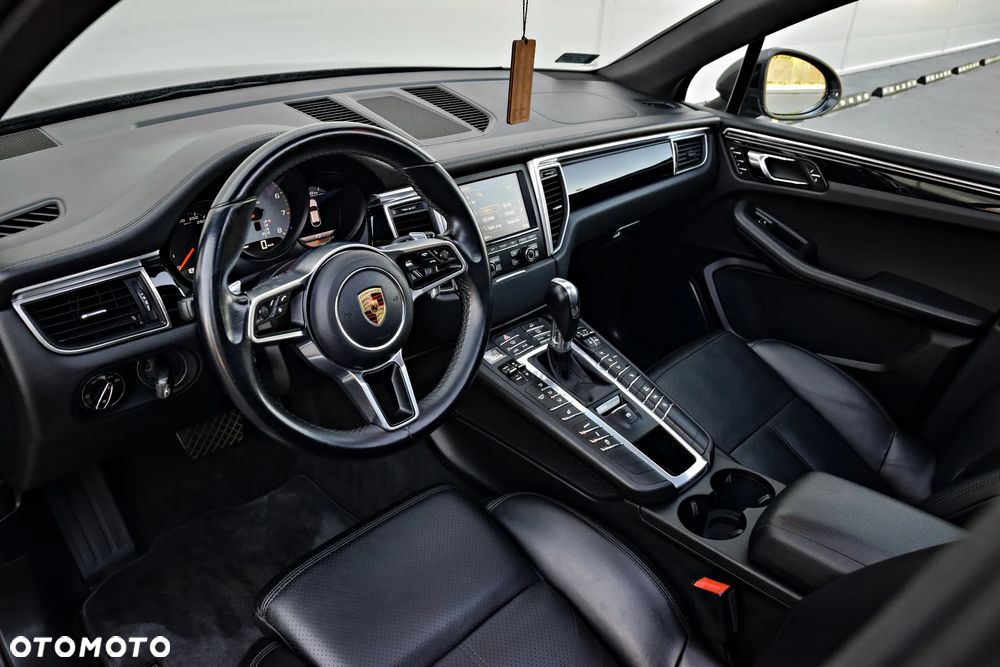 Porsche Macan - 5