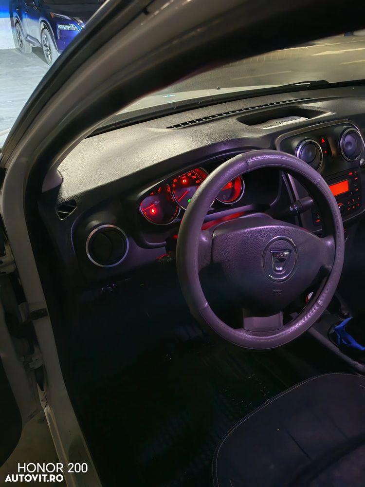 Dacia Logan 1.5 75CP Laureate - 4