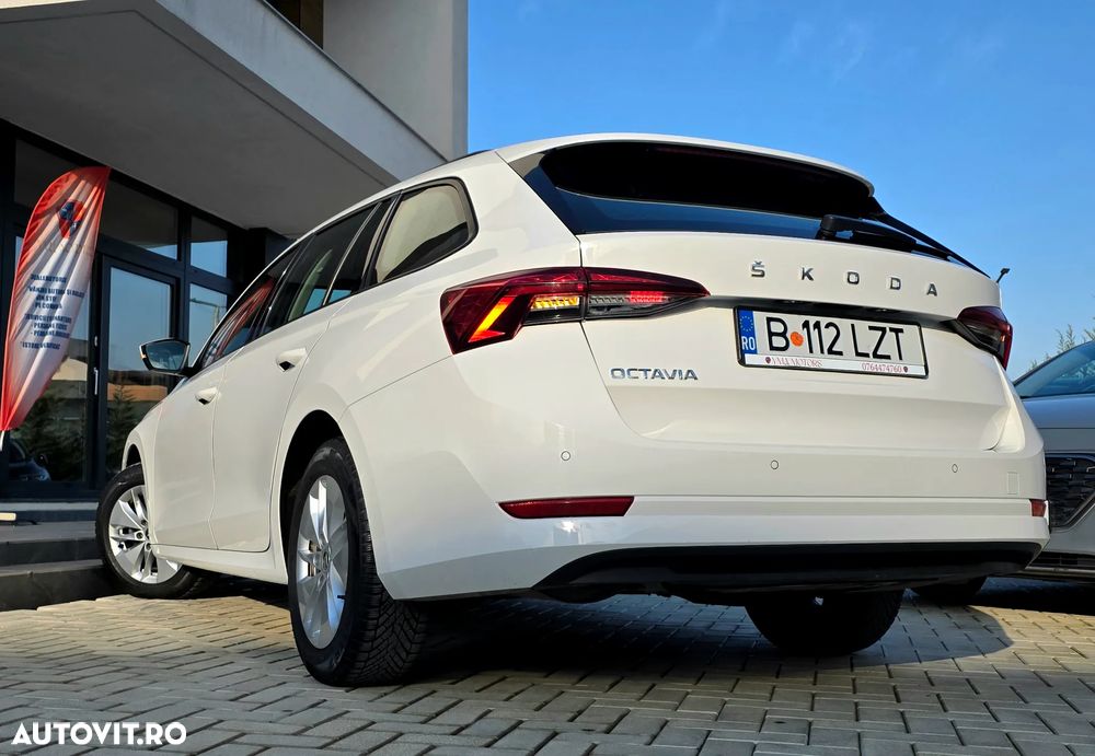 Skoda Octavia Combi 2.0 TDI Ambition - 12