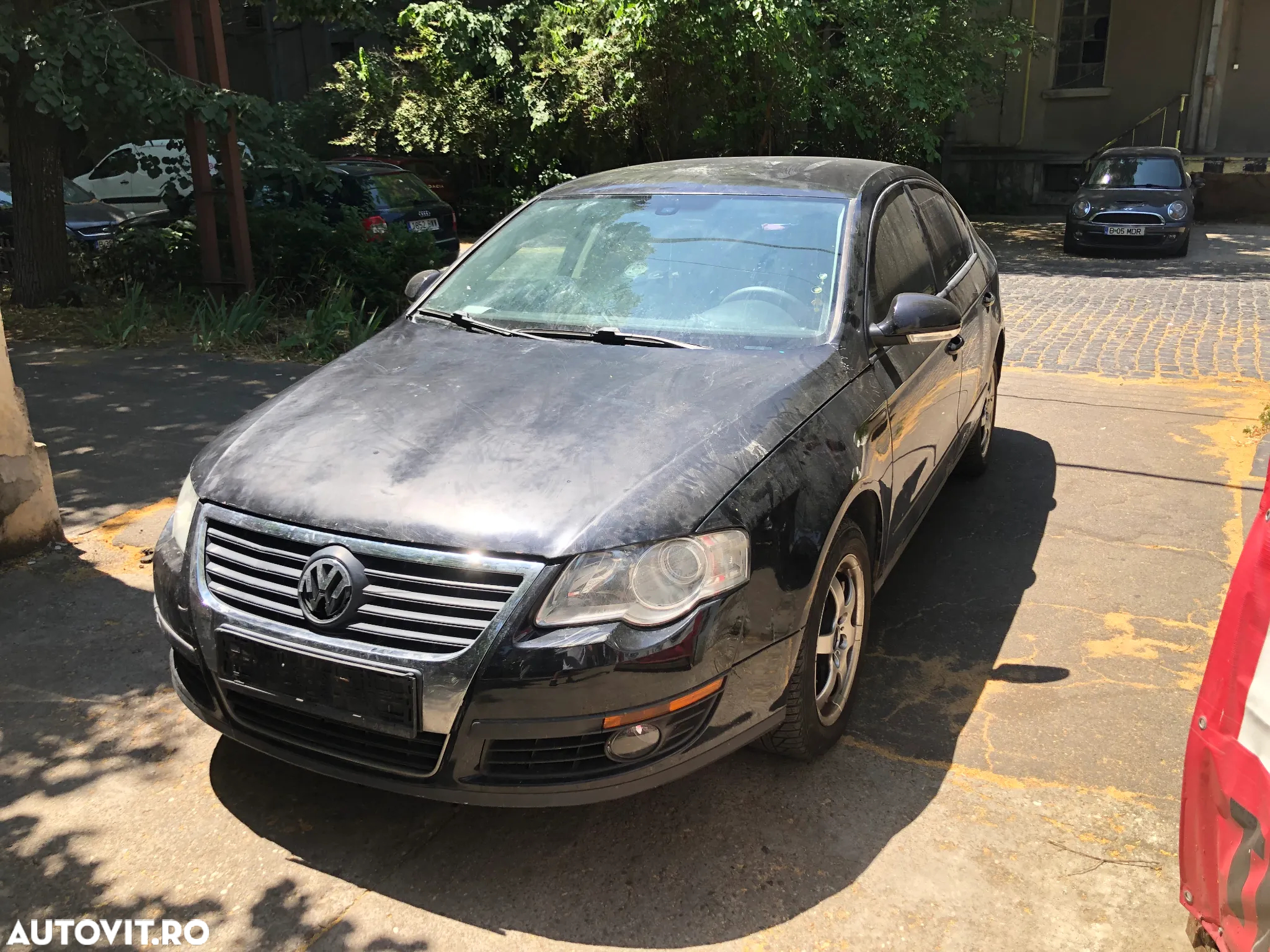 Dezmembrez VW Volkswagen Passat B6 negru 1.9 TDI cod BLS 2007 sedan - 2