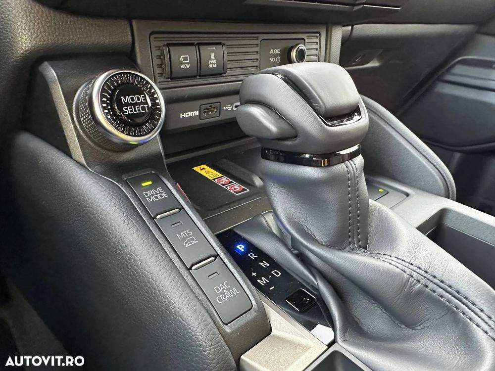 Toyota Land Cruiser 250 2.8l D-4D 204 CP A/T 7 locuri Executive - 23