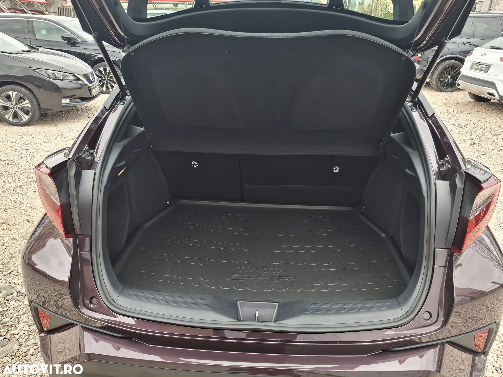 Toyota C-HR 1.8 HSD 122 CP 4x2 CVT Core - 24