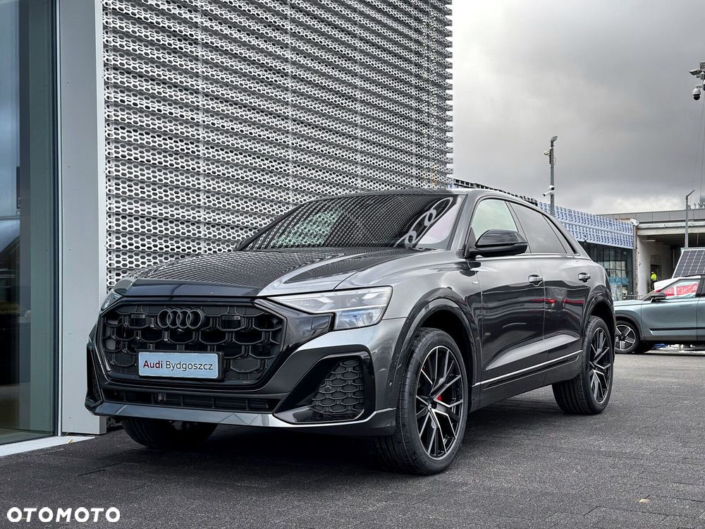 Audi Q8 - 2