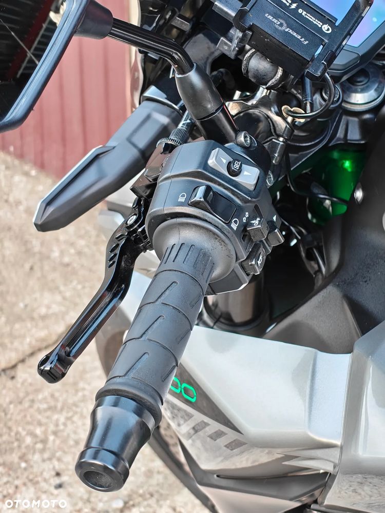 Kawasaki Z 900 - 16