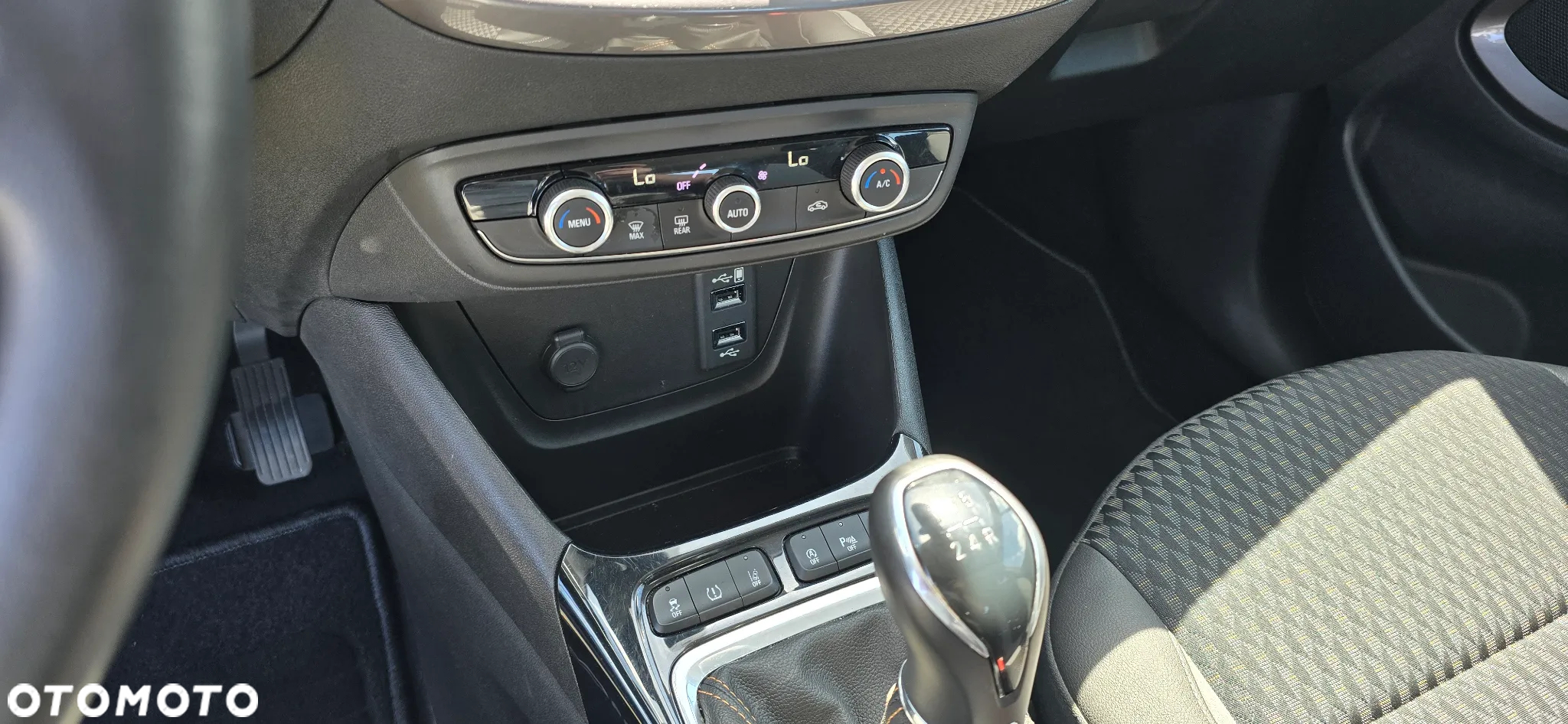 Opel Crossland X 1.2 Start/Stop Innovation - 22