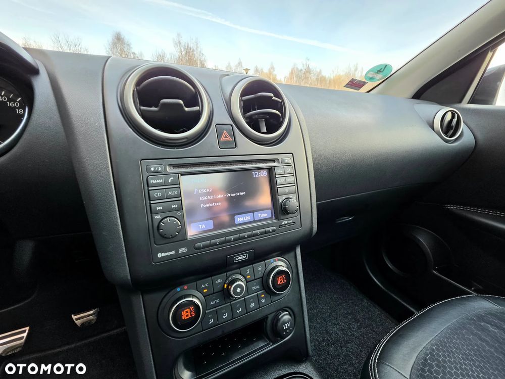 Nissan Qashqai 1.6 dCi 360 S&S - 16