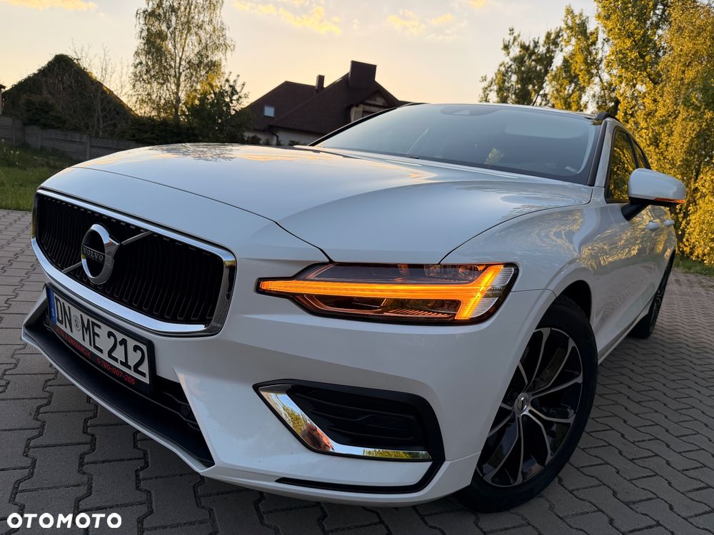Volvo V60 T4 Geartronic Momentum Pro - 11