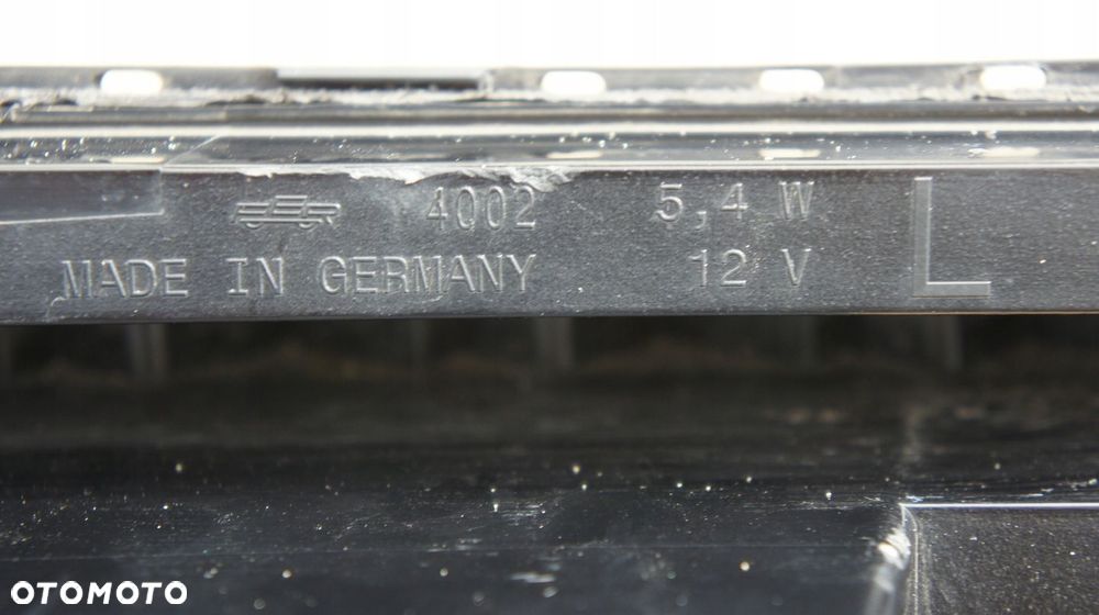 LEWY PRAWY KIERUNKOWSKAZ AUDI Q7 4L0 LIFT 4L0953041D/E - 9
