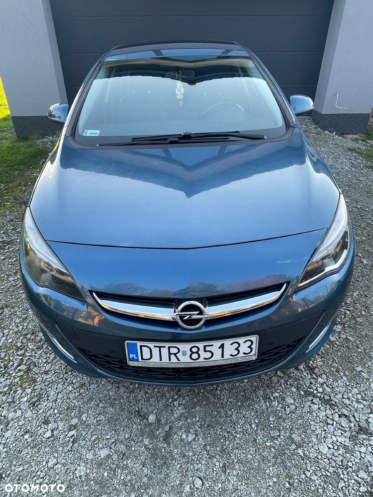 Opel Astra IV 1.4 T Cosmo - 25