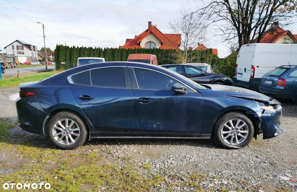 Mazda 3 - 8