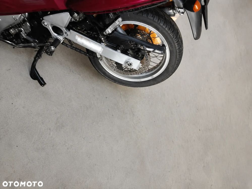 Suzuki GSX - 9