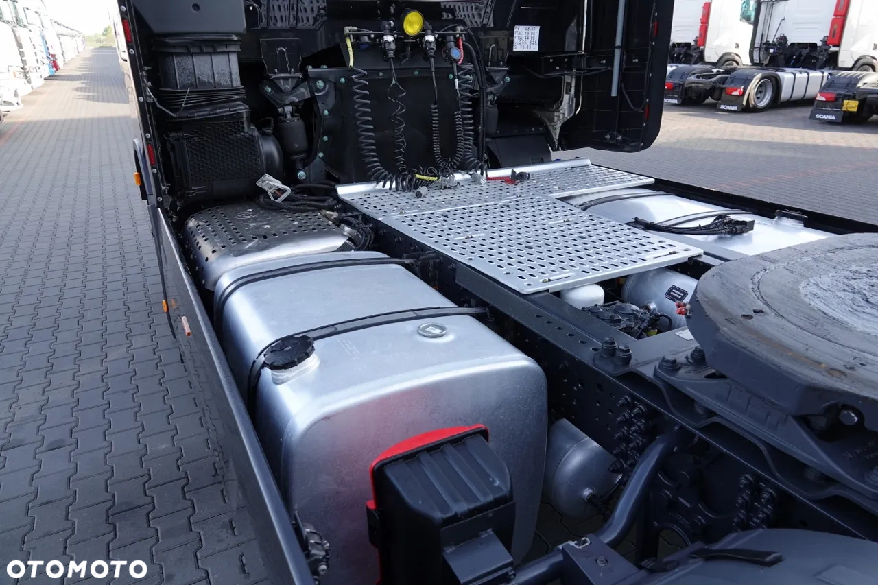 Iveco S-WAY / 530 / RETARDER / KLIMA POSTOJOWA / CAŁA NA PODUSZKACH / OPONY  100% / SPROWADZONY / PO KONTRAKCIE SERWISOWYM - 12