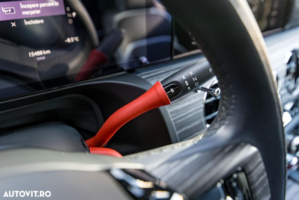 Rolls-Royce Spectre - 14