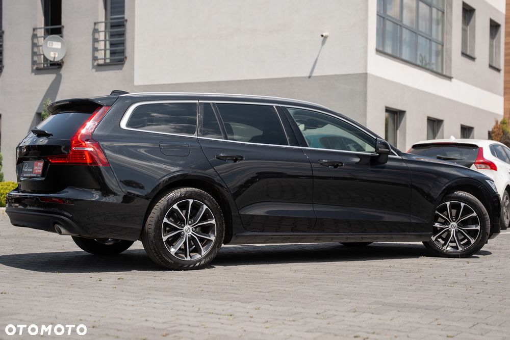 Volvo V60 D3 Momentum Core - 13