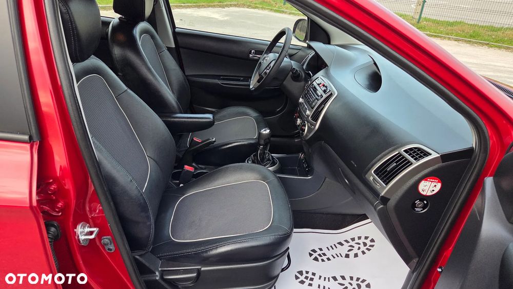 Hyundai i20 1.4 Comfort - 21