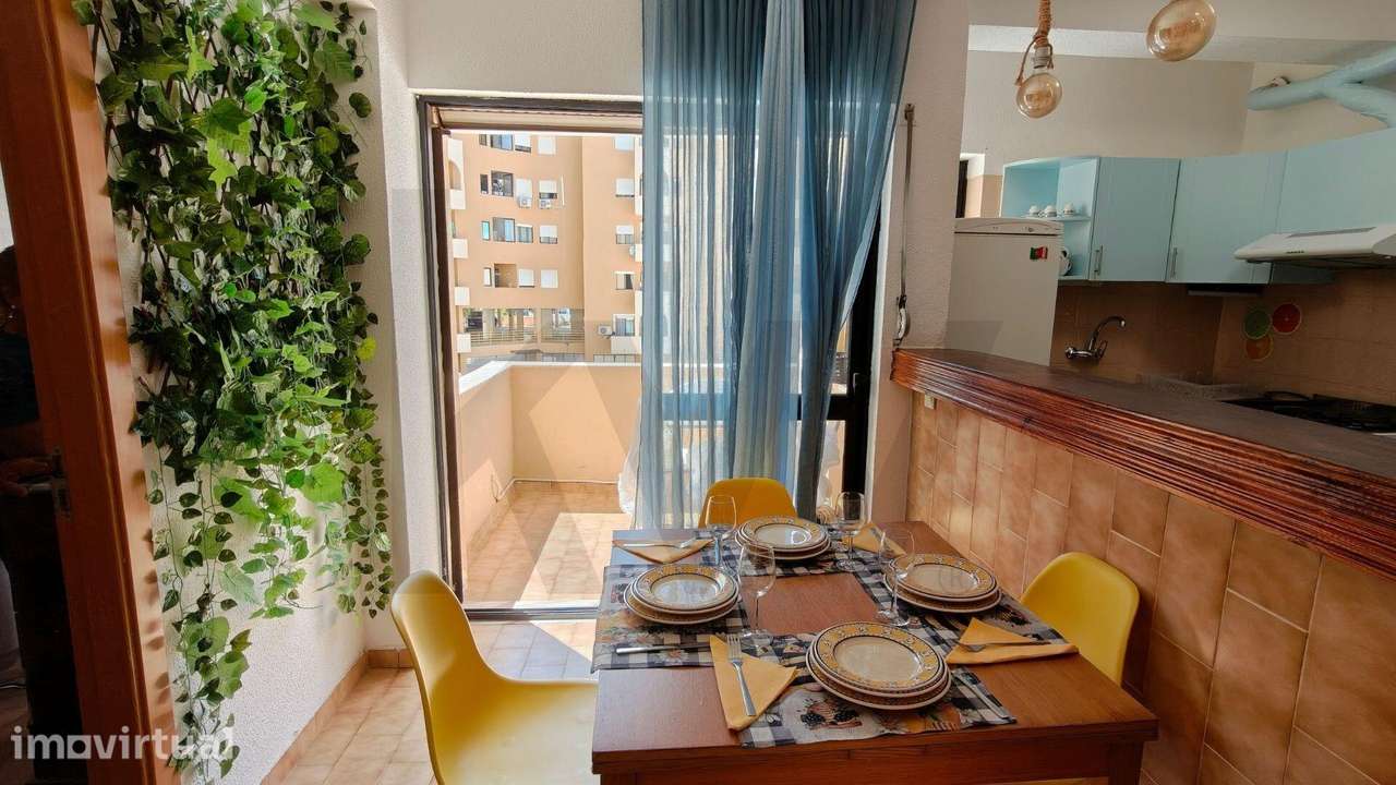 Apartamento T1+1 na Praia da Rocha, Portimão | Edifício Páteo da Rocha - Grande imagem: 4/18
