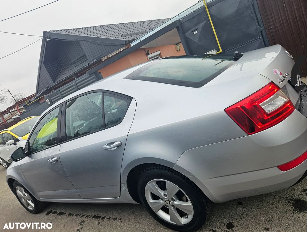 Skoda Octavia - 4