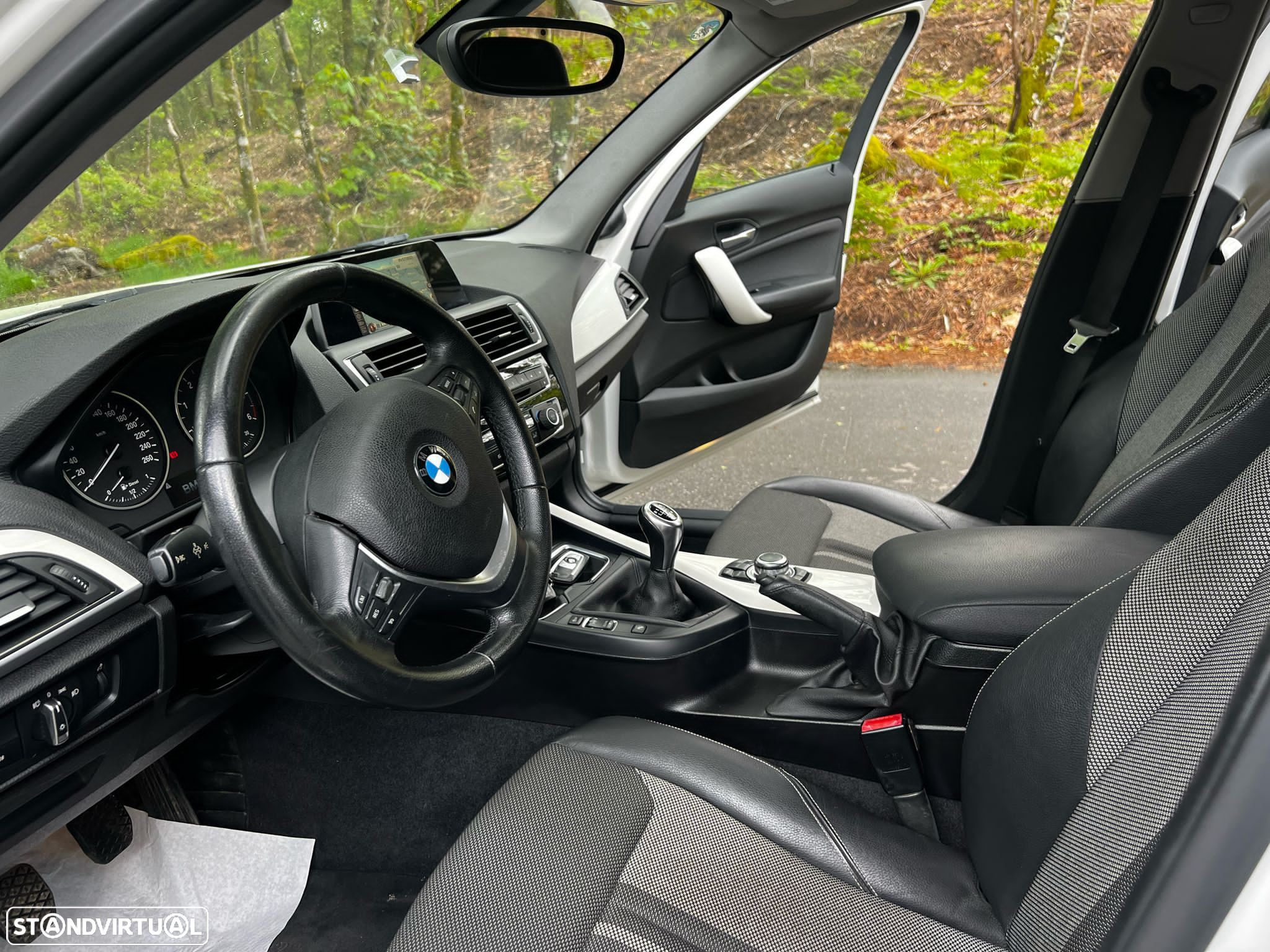 BMW 116 d EDynamics Line Urban - 21