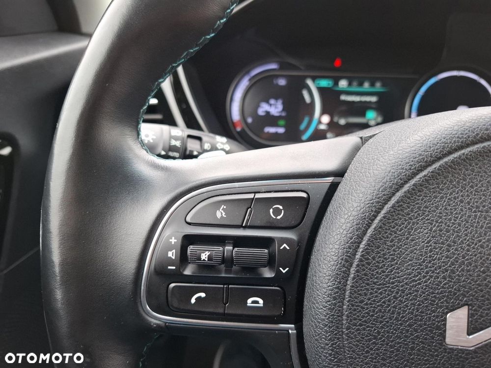 Kia Niro 64kWh L - 25