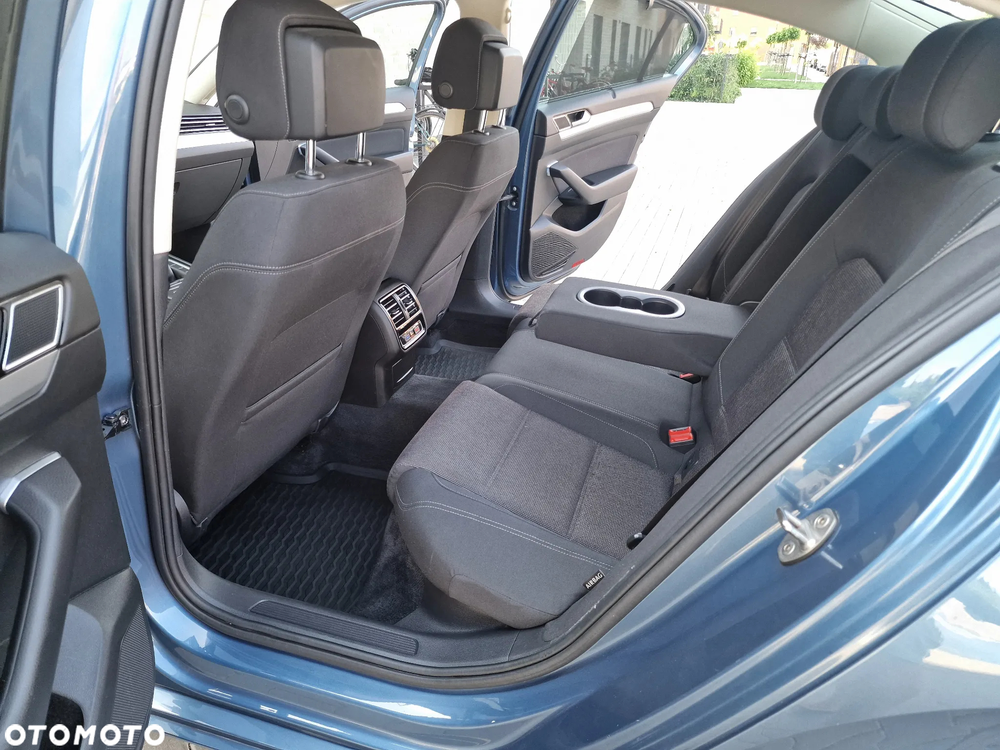 Volkswagen Passat 1.8 TSI BMT Comfortline - 24