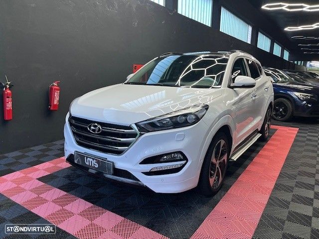 Hyundai Tucson 2.0 CRDi 4WD Auto Premium - 3