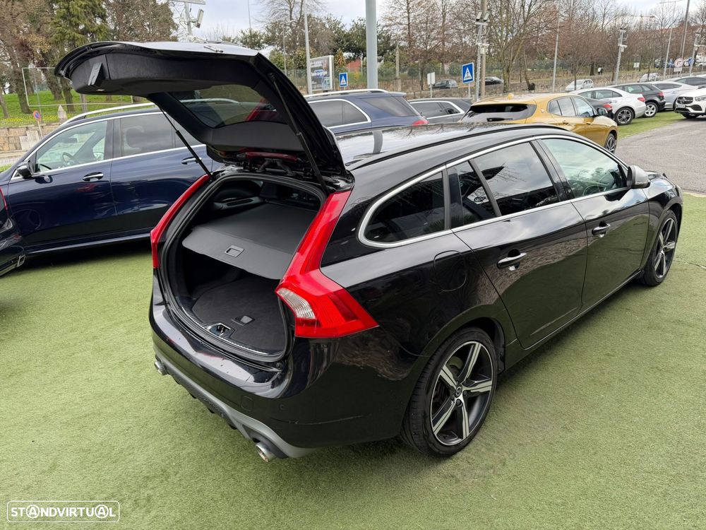 Volvo V60 2.0 D2 R-Design - 52