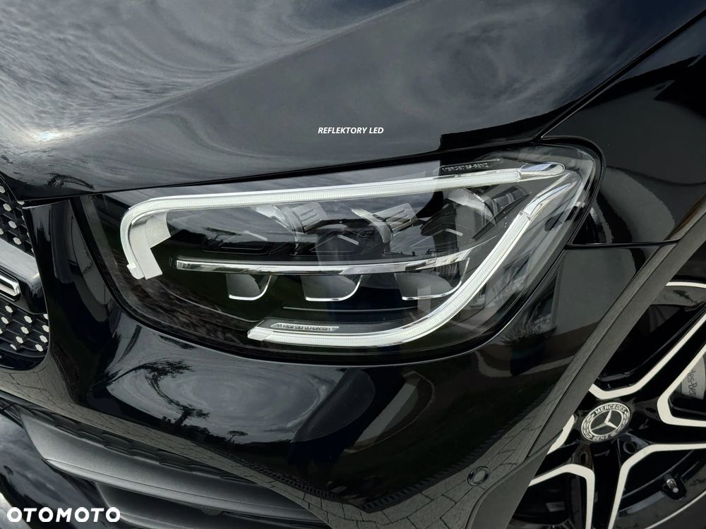 Mercedes-Benz GLC 300 de 4Matic 9G-TRONIC AMG Line - 39