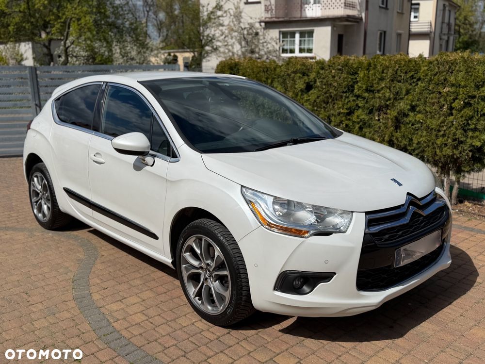 Citroën DS4 HDi 165 SportChic - 1