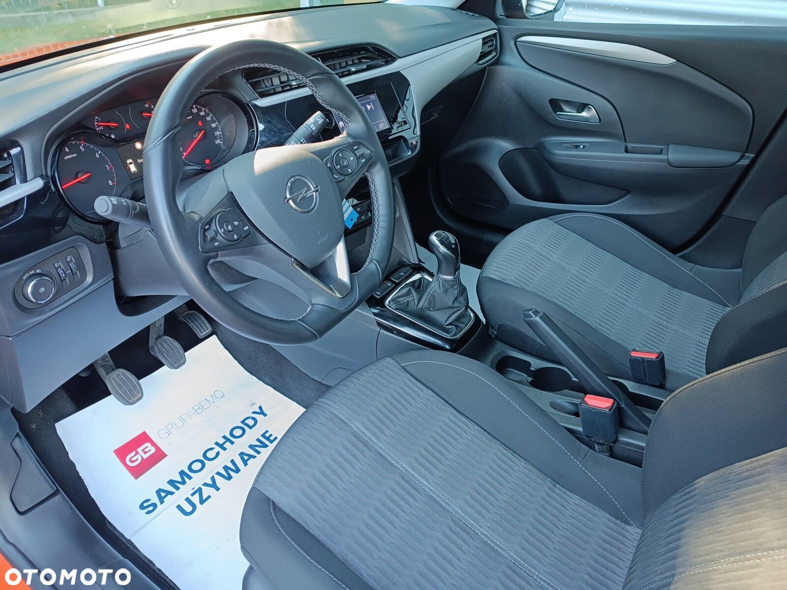 Opel Corsa 1.2 Business S&S - 12