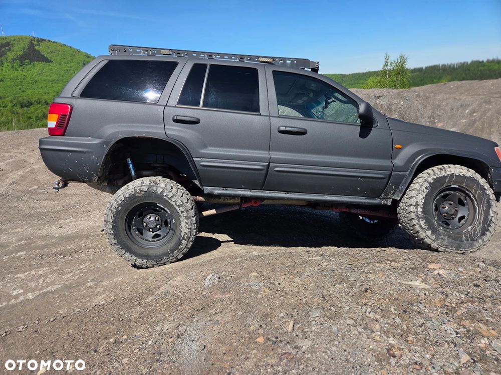 Jeep Grand Cherokee - 2
