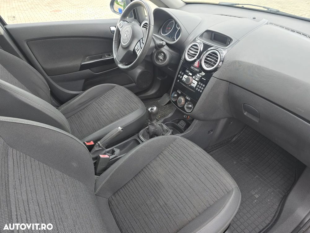 Opel Corsa 1.2 16V - 8