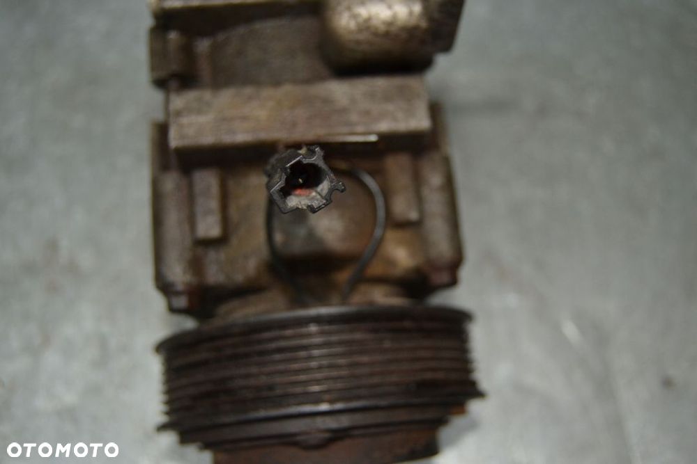 SORENTO 2.5 CRDI SPRĘŻARKA KLIMATYZACJI 97701-3E300 - 3