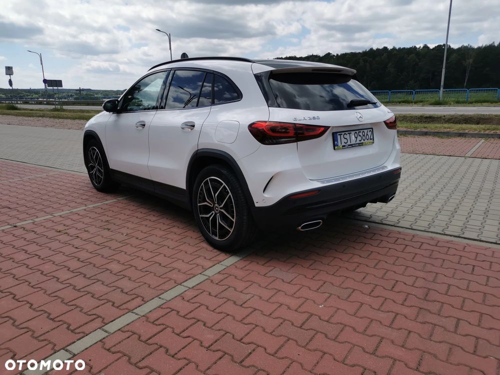 Mercedes-Benz GLA 250 4-Matic AMG Line - 5