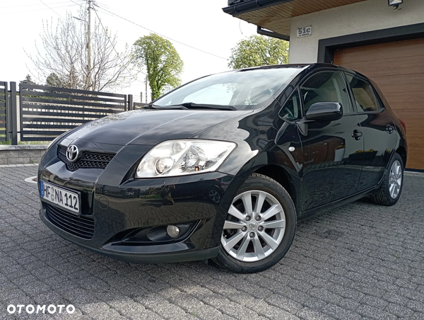 Toyota Auris 1.6 VVT-i Sol