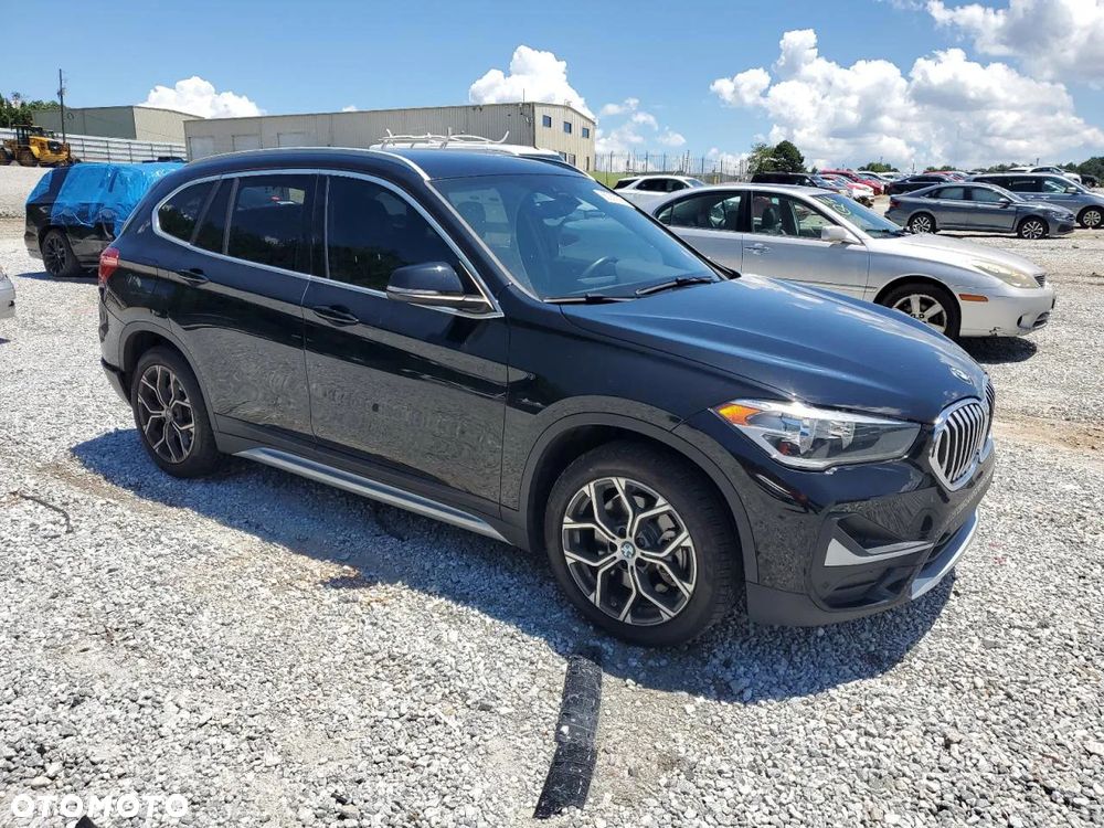 BMW X1 xDrive25i GPF Sport Line - 4