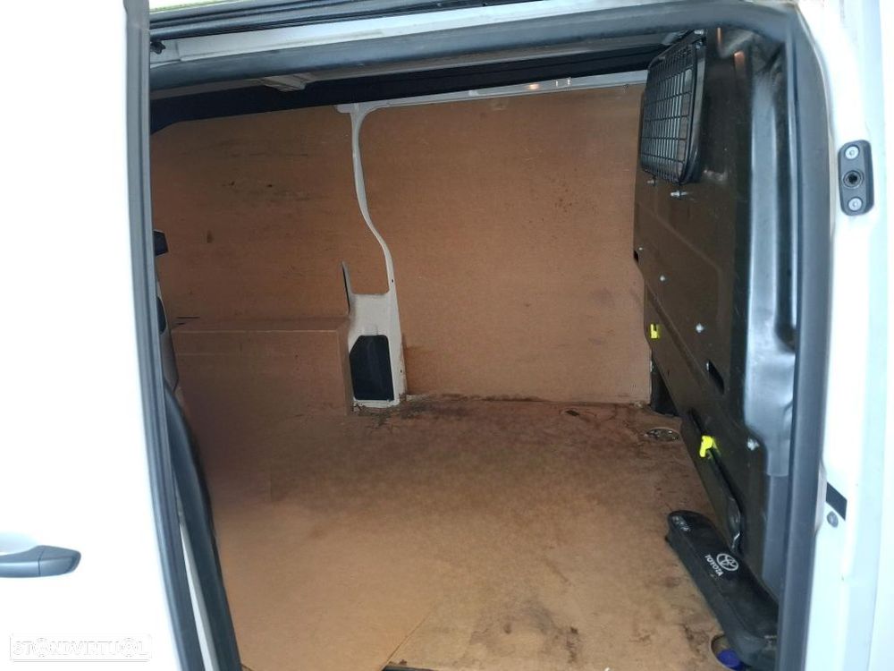 Toyota PROACE 2.0 D-4D 120CV DYNAMIC L2 (c/iva dedutível) - 6